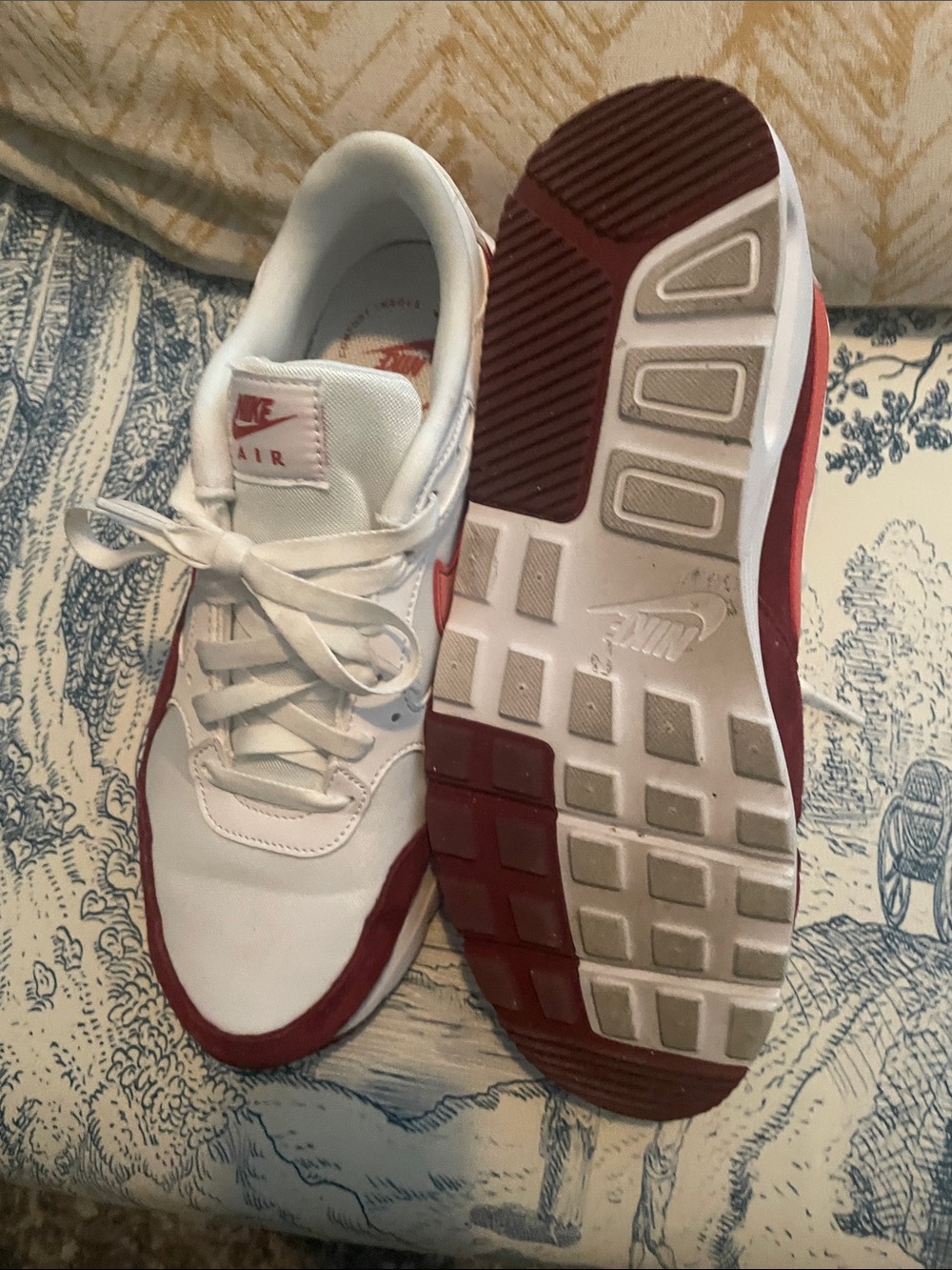 Nike White and Red Low-Top Air Sneakers - Picture 3 of 6